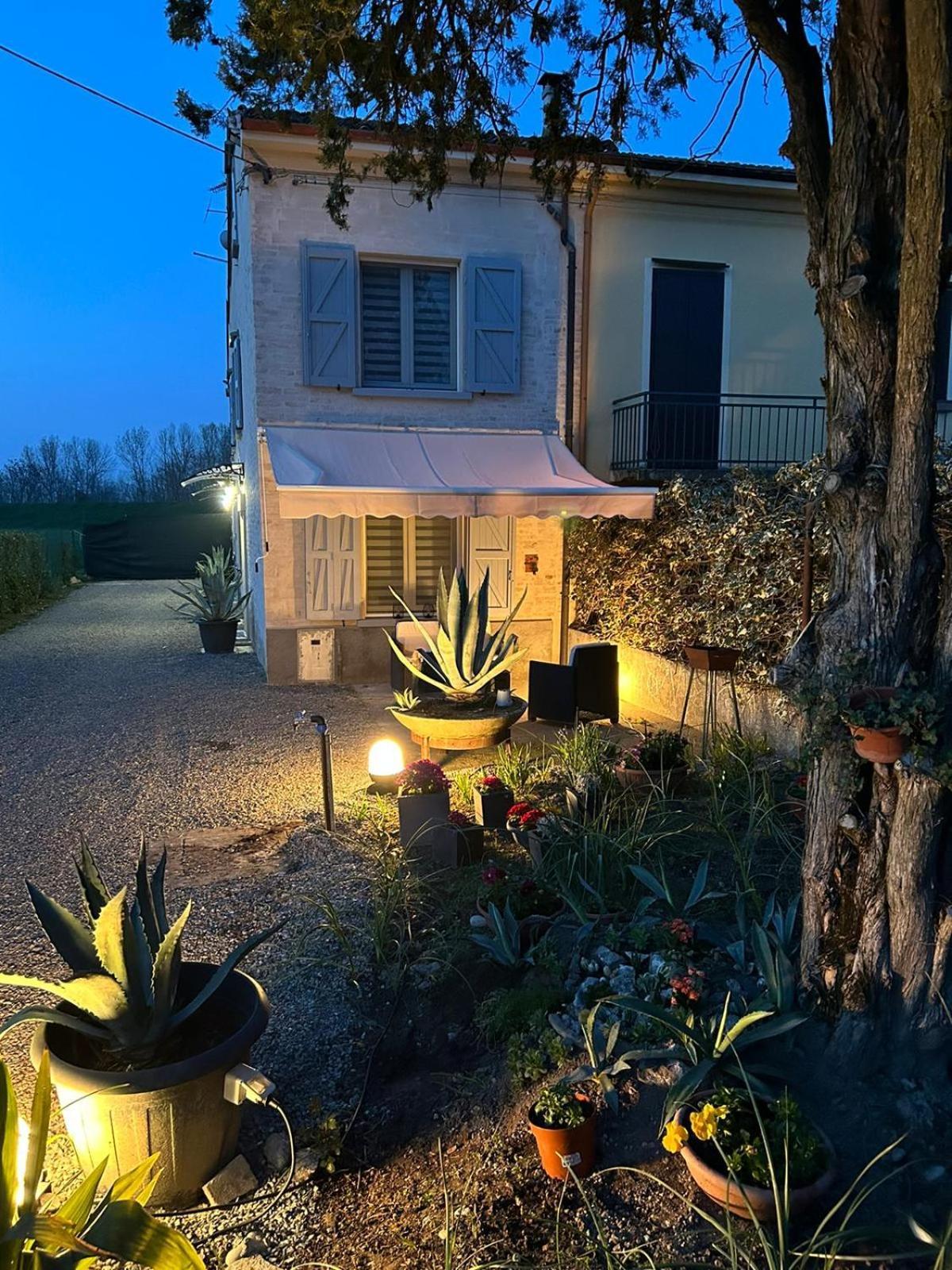 B&B Il Gelsomino Fontanelle di Roccabianca Luaran gambar